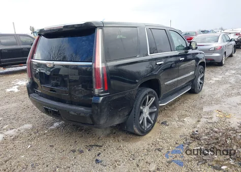 2017 Cadillac Escalade Luxury z USA, uszkodzony, nr VIN 1GYS4BKJ0HR199034
